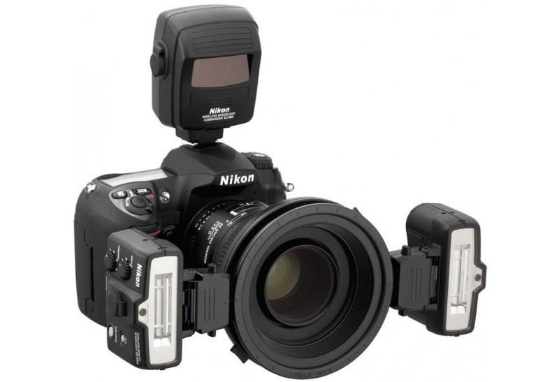 Nikon DSLR mit R1C1